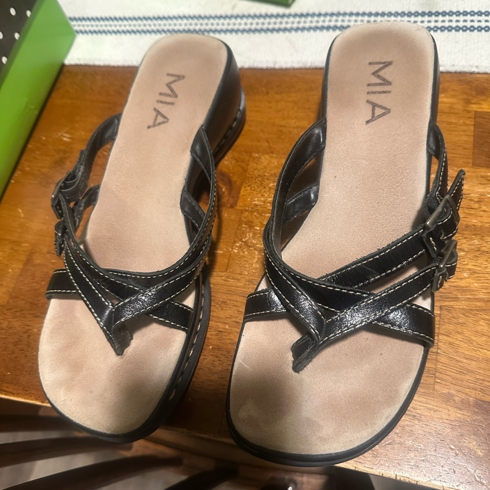 vintage Y2K MIA Women's Black Strappy Slide Sandals Leather